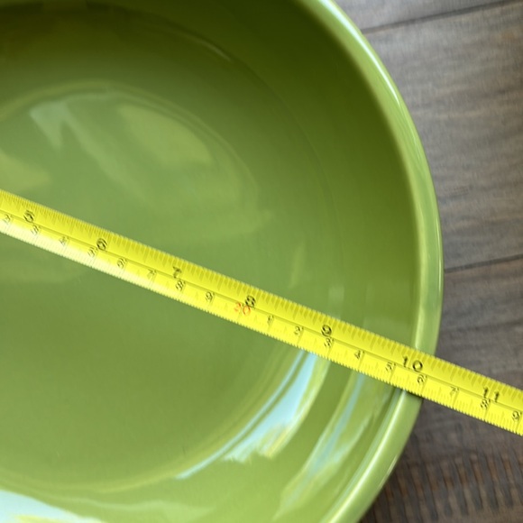 Lime green large serving bowl - Picture 3 of 4